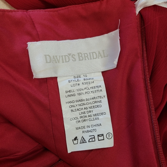 David's Bridal pleated Crinkle Chiffon dress. Size 10. Style 83362. - Picture 7 of 8